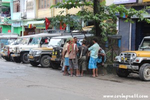 Porters and taxis, Singtam, Sikkim, India