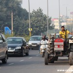 Tractor, traffic, New Delhi, road