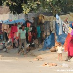 Father, daughter, family, tents, New Delhi, road