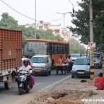 Heavy traffic, veg cart, New Delhi, road